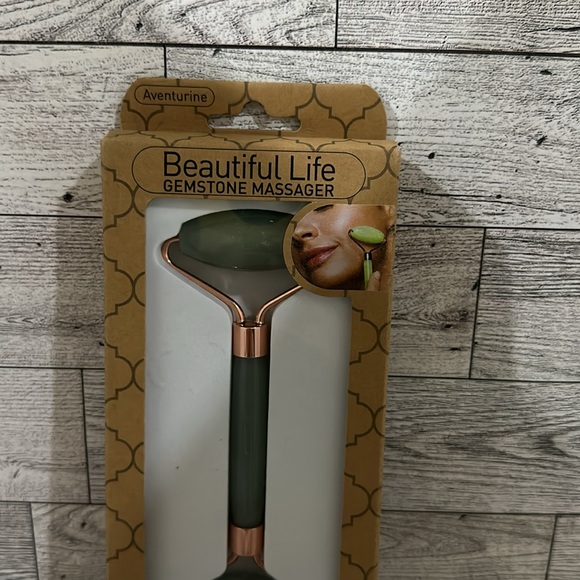 Aventurine gemstone massager new in box - Picture 2 of 4